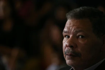 Maguila, lenda do boxe, morre aos 66 anosSP - MAQUILA/MORTE - ESPORTES - Foto de arquivo de 15/10/2016 do ex-  pugilista José Adilson Rodrigues dos   Santos, o Maguila, que morreu nesta   quinta-feira, 24 de outubro de, aos 66   anos. Maguila há anos sofria de ETC   (encefalopatia traumática crônica), uma   doença similar ao Alzheimer causada   pelas repetidas pancadas levadas na   cabeça ao longo de sua carreira no   boxe.   15/10/2016 - Foto: HÉLVIO ROMERO/ESTADÃO CONTEÚDOEditoria: ESPORTESLocal: SÃO PAULOIndexador: HÉLVIO ROMEROFotógrafo: ESTADÃO CONTEÚDO<!-- NICAID(15898307) -->