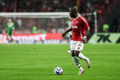 PORTO ALEGRE, RS, BRASIL, 17-08-2025: Inter e Flamengo se enfrentam pela 20ª rodada do Brasileirão 2025. Será o segundo confronto de uma sequência de três jogos seguidos entre as equipes. Foto: Duda Fortes/Agencia RBS<!-- NICAID(16103683) -->