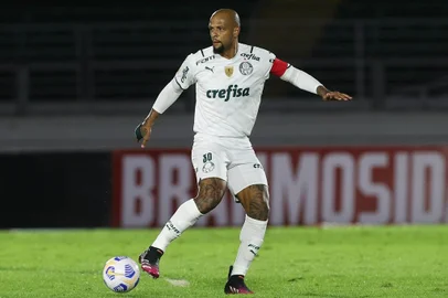 Campeonato Brasileiro: Red Bull Bragantino x Palmeiras (23/06/2021)O jogador Felipe Melo, da SE Palmeiras, em jogo contra a equipe do Red Bull Bragantino, durante partida válida pela sexta rodada, do Campeonato Brasileiro, Série A, no estádio Nabi Abi Chedid. (Foto: Cesar Greco)