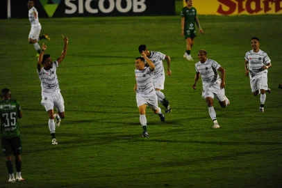 CAMPINAS, SP, BRASIL, 29/01/2020. Guarani-SP x Juventude, jogo válido pela 38ª rodada da série B do Campeonato Brasileio e realizado no estádio Brinco de Ouro da Princesa, em Campinas. (Porthus Junior/Agência RBS)<!-- NICAID(14702849) -->