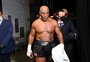 Mike Tyson exibe físico "rasgado" aos 57 anos e manda recado para Jake Paul