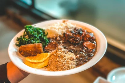 food hall dado bier, feijoada, destemperados, porto alegre<!-- NICAID(15441335) -->