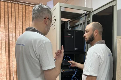 Sisnetsul, de Nova Santa Rita, via virar operadora de telefonia.<!-- NICAID(15891941) -->