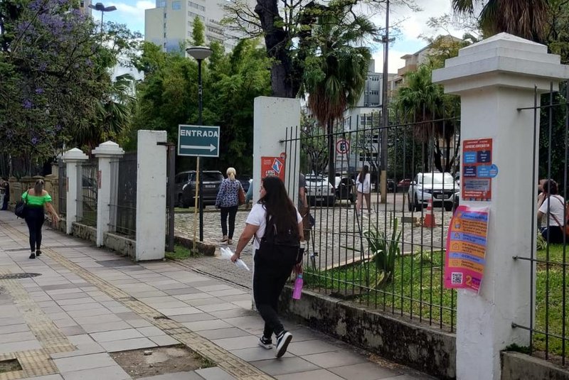 Em média a cada quatro dias, uma pessoa é vítima de assalto no entorno do campus central da UFRGS - Foto: Felipe Backes/Agência RBS<!-- NICAID(15584809) -->