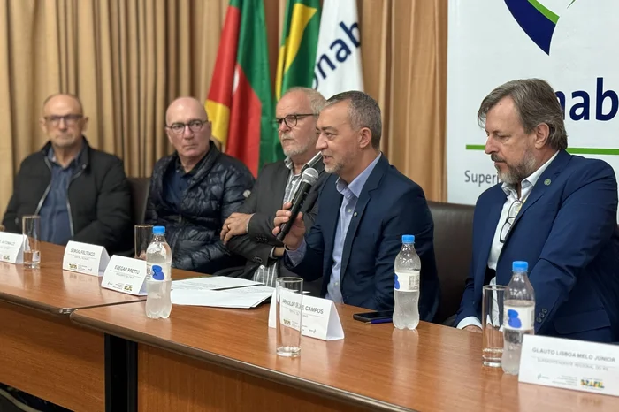 Débora Beina / Divulgação Débora Beina / Divulgação