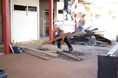Retomada da construção da Escola Municipal de Ensino Infantil (Emei) Parque do Sol em Passo Fundo<!-- NICAID(15348459) -->