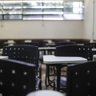 PORTO ALEGRE, RS, BRASIL - 2025.03.20 - Semestre se iniciando em boa parte das universidades públicas, volta a ocorrer um problema histórico: a evasão ou diminuição de frequência dos alunos de fora da cidade por motivos diversos. Saúde mental, dificuldades financeiras, falta de amparo, dificuldade de acompanhar os estudos, ausência de pertencimento. (Foto: André Ávila/ Agência RBS)Indexador: Andre Avila<!-- NICAID(15999634) -->