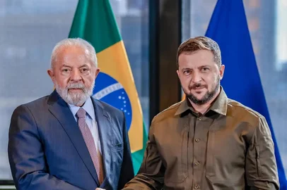 Lula e Zelensky em setembro de 2023<!-- NICAID(16061230) -->