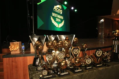 Premiação ocorreu na noite desta quarta-feira (18).