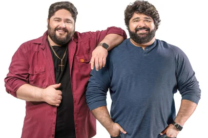 A  XI Festa Nacional da Maçã e Feira Agroindustrial de Veranópolis (Femaçã) terá uma série de atrações como shows, palestras, exposições, torneios esportivos e tudo o que envolve um dos principais eventos da Serra Gaúcha.A edição deste ano ocorre de 14 a 16 e de 20 a 23 de abril, no Parque de Exposições José Bin, em Veranópolis (RS), cidade reconhecida como Berço Nacional da Maçã e Terra da Longevidade. A abertura oficial será no dia 14 (sexta-feira), às 10h30min, no palco Gala, no Ginásio Municipal Leonir Farina.Alguns destaques da programação incluem shows com a dupla César Menotti e Fabiano (FOTO), Alexandre Pires, Claus e Vanessa entre outros.<!-- NICAID(15374011) -->