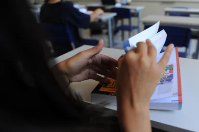 CAXIAS DO SUL, RS, BRASIL, 27/10/2021 -  foto do ambiente escolar, com alguma referência ao ensino médio e às salas de aula para matéria sobre benefício de R$ 150,00 que o RS vai repassar aos estudantes de Ensino Médio em situação de vulnerabilidade. (Marcelo Casagrande/Agência RBS)<!-- NICAID(14926050) -->