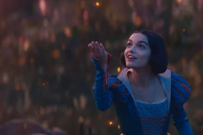 Rachel Zegler em "Branca de Neve" (2025).<!-- NICAID(16002153) -->