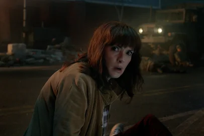 STRANGER THINGS. Winona Ryder as Joyce Byers in STRANGER THINGS. Cr. Courtesy of Netflix Â©Â 2025<!-- NICAID(16081415) -->