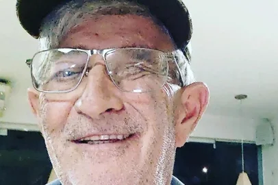 O ex-vereador de Ibirubá e produtor rural Dirceu Antônio Zanchi, 68 anos, morreu na noite de sábado (13) após a queda de um avião de pequeno porte na zona rural de Rio Verde, em Goiás. Na aeronave também estava o neto Gabriel Zanchi Fernandes, 17, que não resistiu.<!-- NICAID(16306122) -->