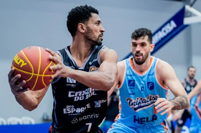 Unifacisa x Caxias Basquete pela segunda rodada do NBB<!-- NICAID(15894038) -->