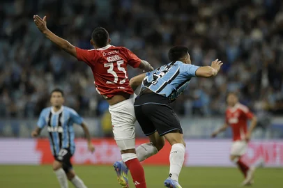 PORTO ALEGRE, RS, BRASIL - 19/04/2025 - Gre-Nal 447: Grêmio e Inter se encontram em campo, novamente, pela Série A do Campeonato Brasileiro. FOTO: MATEUS BRUXEL / AGÊNCIA RBS<!-- NICAID(16020497) -->