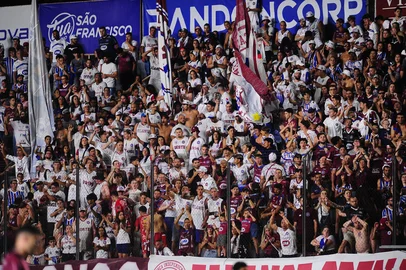 Porthus Junior / Agencia RBS CAXIAS DO SUL, RS, BRASIL, 01/02/2025. Caxias x Juventude, clássico Ca-Ju de número 289. A disputa comemora 90 anos e foi chamada de Clássico da Paz pelos presidentes dos clubes. Jogo é valido pela quarta rodada do Campeonato Gaúcho 2025 (Gauchão SuperBet) e realizado no estádio Centenário. (Porthus Junior/Agência RBS)<!-- NICAID(15967201) -->