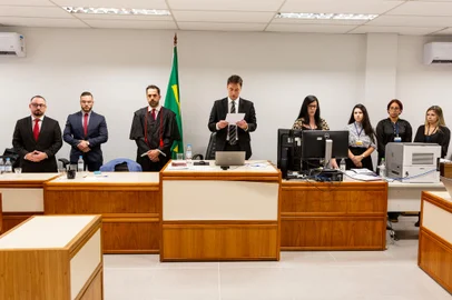 Homem é condenado a 30 anos por feminicídio de ex-companheira em Arroio dos Ratos<!-- NICAID(15745706) -->