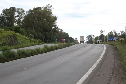 CAXIAS DO SUL, RS, BRASIL (03/02/2021)Uma criança de cinco anos foi atingida por um caminhão ontem na RS-122 e morreu. (Antonio Valiente/Agência RBS)<!-- NICAID(14705689) -->