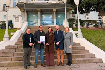 Alessandro Medeiros, diretor administrativo do Pompéia Ecossistema de Saúde; Denis Chidem, reitor da FSG; Prof. Dra. Franciele Vigo, coordenadora do curso de Medicina da FSG; Prof. Dr. Rossano Sartori Dal Molin, Diretor da Escola de Saúde do Pompeia, e Ana Claudia Zampieri, pró-reitora da FSG.<!-- NICAID(16326246) -->