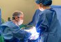 Paciente com surdez total volta a ouvir após cirurgia feita pela primeira vez no RS: "Esperei muito por isso"
