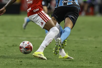 PORTO ALEGRE, RS, BRASIL, 08/03/2026: Inter e Grêmio se enfrentam no Estádio Beira-Rio, no Gre-Nal de número 451, no jogo de volta da final do Campeonato Gaúcho de 2026, o Gauchão. Após o jogo de ida, na Arena, terminar em 3 a 0 para o Grêmio, o Internacional recebe o adversário em casa com a missão de tentar reverter o placar e conquistar o bicampeonato estadual.  Foto: André Ávila/Agência RBSIndexador: Andre Avila<!-- NICAID(16240685) -->