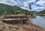 Construção de nova ponte sobre o Rio Piaí, no interior de Caxias do Sul, chega nas etapas finais