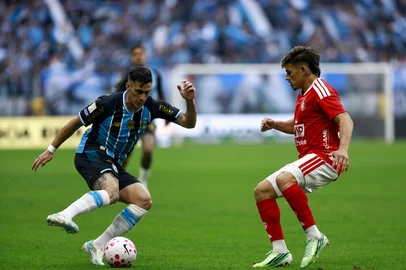Jeff Botega / Grupo RBS PORTO ALEGRE, RS, BRASIL, 11-10-2026: Grêmio vs Internacional, clássico GreNal nº455, pelo Campeonato Brasileiro Série A 2026. O jogo ocorre na Arena, em Porto Alegre. Foto: Jeff Botega/Grupo RBSIndexador: jeff botega<!-- NICAID(16385228) -->
