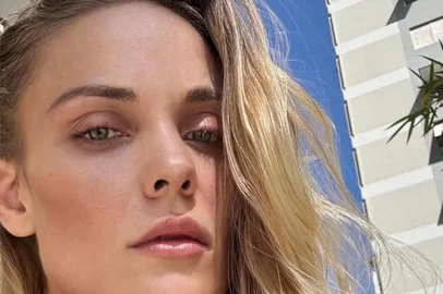 Quem é Mara Flávia Araújo, triatleta brasileira morta durante etapa de natação do Ironman Texas, nos Estados Unidos<!-- NICAID(16268956) -->