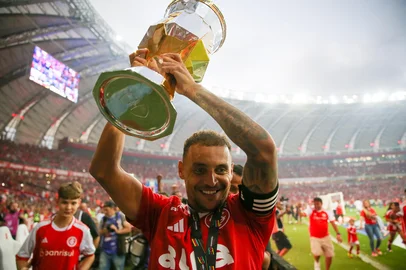 Porto Alegre, RS, Brasil, 16/03/2025 - Final do Campeonato Gaúcho no Estádio Beira-Rio, Clássico GreNal - Foto: Jefferson Botega/Agência RBS<!-- NICAID(15996900) -->