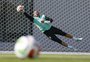 Goleiro da Seleção está com título eleitoral cancelado, segundo jornal