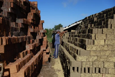 São Borja, RS, Brasil - Especial Missões 400 anos. Na imagem, olaria em são borja.Indexador: jeff botega<!-- NICAID(16273871) -->