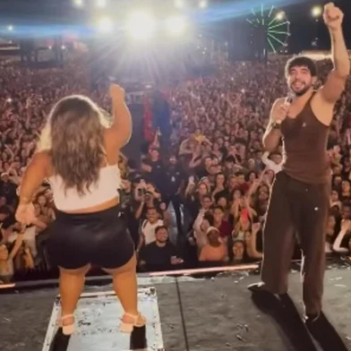 O cantor Nattan virou alvo de polêmica após oferecer dinheiro para quem topasse beijar uma mulher com nanismo no palco durante um show. O episódio ocorreu no sábado (2), na Festa de Agosto, em São Lourenço da Mata, Pernambuco. <!-- NICAID(16096717) -->