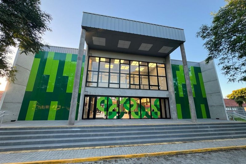Sesi reinaugura escola de referência em educação de turno integral  Pelotas<!-- NICAID(15704751) -->