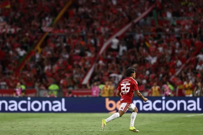 Bruno Todeschini / Agencia RBS PORTO ALEGRE, RS, BRASIL, 08-02-2026: Internacional x São Luiz, jogo válido pelas quartas de final do Gauchão 2026, no Estádio Beira-Rio. Foto: Bruno Todeschini/Agência RBSIndexador: Bruno Todeschini<!-- NICAID(16221313) -->