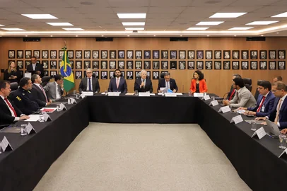Polícia Federal abrirá um inquérito para investigar a atuação do crime organizado no setor de combustíveis.<!-- NICAID(15971090) -->