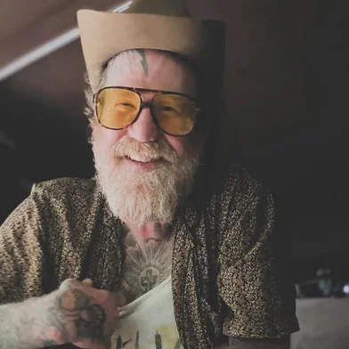 Morreu na última quarta-feira (20) o guitarrista e ex-líder da banda Mastodon, William Brent Hinds, aos 51 anos. Ele sofreu um acidente de trânsito em Atlanta, nos Estados Unidos, e não resistiu.<!-- NICAID(16107390) -->