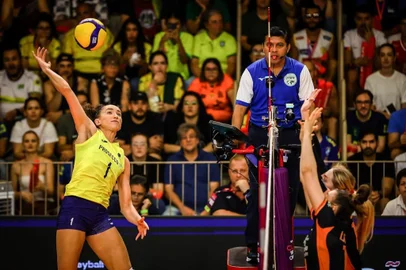 Gabi, vôlei, Conegliano