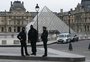 Museu do Louvre volta a receber visitantes após roubo de joias