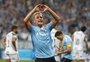 Com Suárez na torcida, Grêmio vence o Atlético-MG e retoma a vice-liderança do Brasileirão