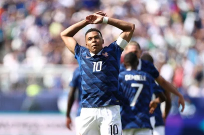 France's forward #10 Kylian Mbappe celebrates after scoring his team's first goal during the 2026 World Cup Group I football match between France and Senegal at the New York/New Jersey Stadium in East Rutherford on June 16, 2026.  (Photo by CHARLY TRIBALLEAU / AFP)<!-- NICAID(16307915) -->