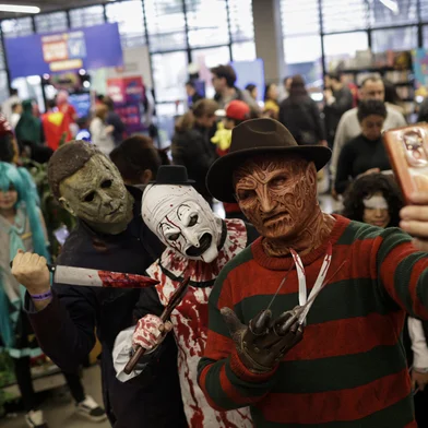 PORTO ALEGRE, RS, BRASIL, 24-08-2025: Comic Con RS, evento de HQs e cultura pop, ocorre no Campus Porto Alegre da Unisinos e atrai dezenas de praticantes de cosplay. Depois de anos ocorrendo em Canoas, o evento geek volta a ser realizado na capital. Foto: Mateus Bruxel / Agencia RBSIndexador: MATEUS BRUXEL<!-- NICAID(16109099) -->