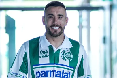 Fernando Alves / EC Juventude/Divulgação Juventude lança a Camisa Lendária Parmalat.<!-- NICAID(16382266) -->