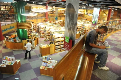 O futuro das livrarias. Livraria Cultura do Shopping Bourbon Country. Espaços e ambientes para os frequentadores da livraria.<!-- NICAID(6805665) -->
