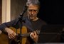 Vitor Ramil reflete sobre novo álbum: "Sempre vejo música na poesia de Paulo Leminski"