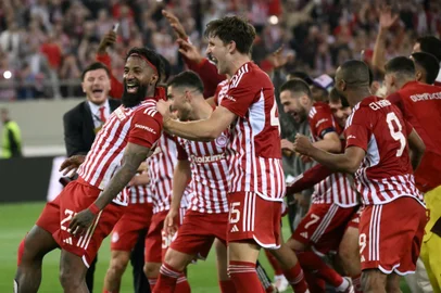 Olympiacos, Liga Conferência, futebol