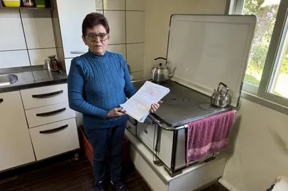 Procons de diversas cidades do Rio Grande do Sul abriram investigações para apurar a suspeita de envolvimento de financeiras, sindicatos e empresas de seguros em descontos indevidos a aposentados e pensionistas do INSS, além das associações.<!-- NICAID(16056055) -->