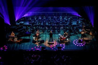 The Dogs in Concert 2024, no Teatro Feevale, com a Orquestra de Sopros de Novo Hamburgo.<!-- NICAID(16057947) -->