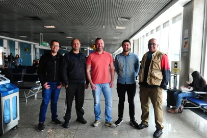 Equipe da RBS Serra que vai acompanhar o duelo do acesso entre América-RN x Caxias: Tiago Nunes, Henry Palla, Rodrigo Cordeiro, Eduardo Costa e Porthus Junior.<!-- NICAID(15187728) -->