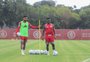 Pressionados, Inter e Corinthians se encontram para respirar no Brasileirão